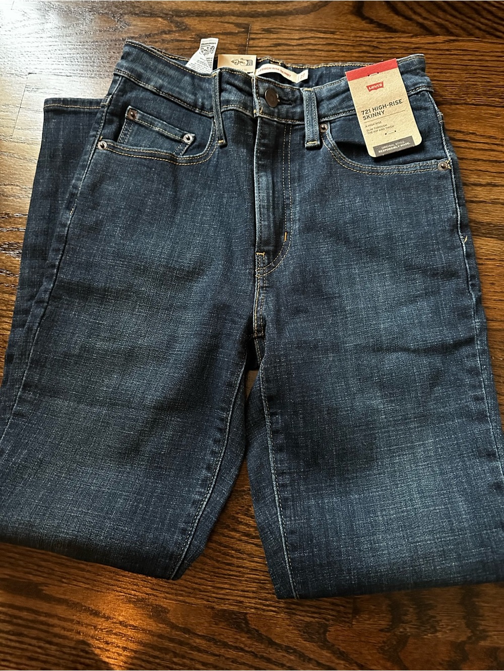 Levi's Slim Jeans in Dark Indigo Wash